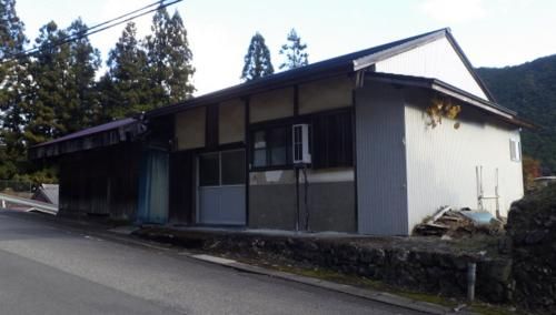 80-Year-Old 2DK House for Sale in Tanabe, Wakayama - Thumbnail 3