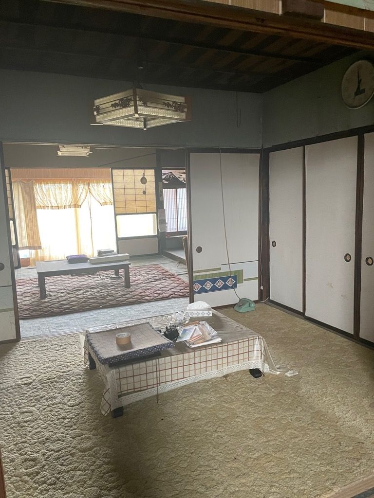 1970 Detached House for Sale in Namerikawa, Toyama - 403 sqm Land - Thumbnail 2
