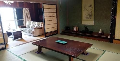 10DK Detached House for Sale in Nyuzen, Toyama - 343.4 sqm Land - Thumbnail 4
