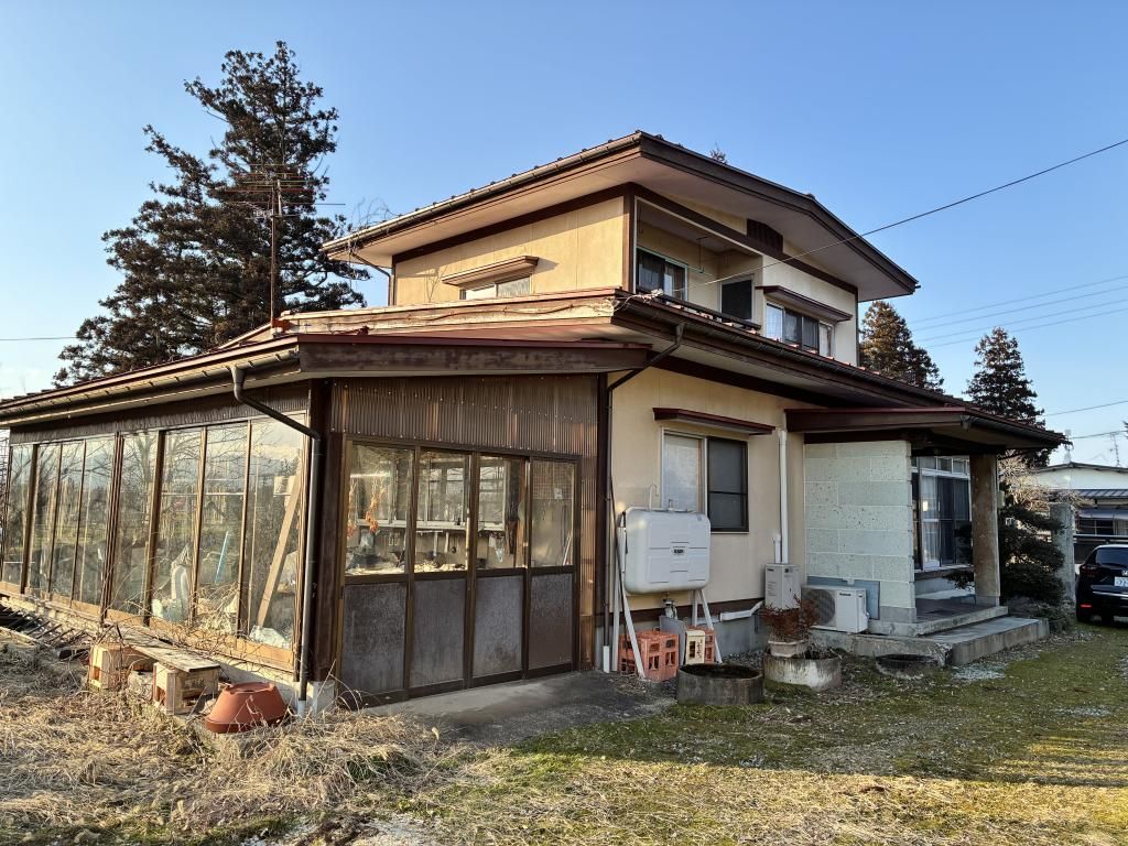 Spacious 6DK House in Nakayama Town, Yamagata with Large Land - Thumbnail 2