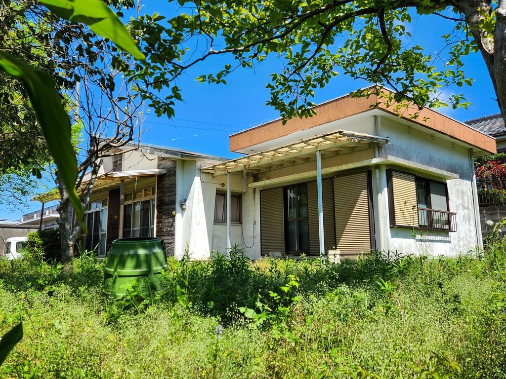 2DK House for Sale in Makurazaki, Kagoshima with Sea Views - Thumbnail 4