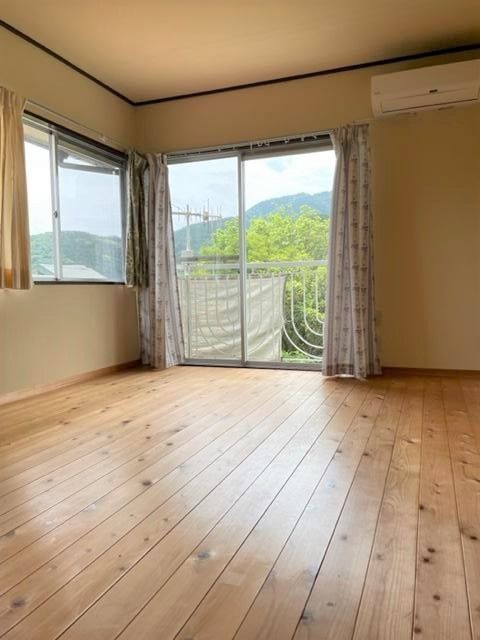 4LDK Resale House in Yugawara with Hot Spring Access - Thumbnail 4