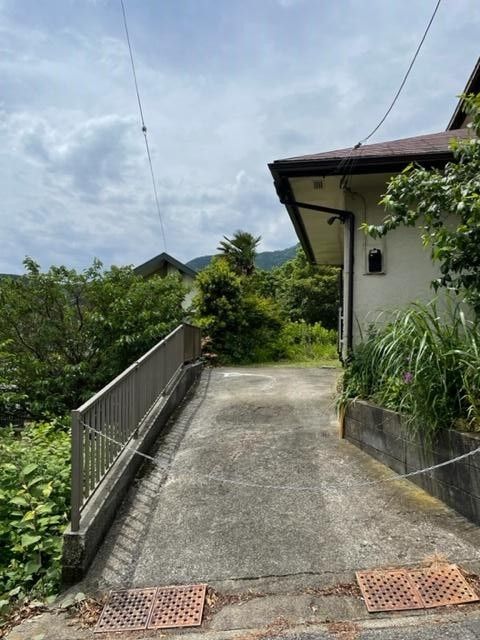 4LDK Resale House in Yugawara with Hot Spring Access - Thumbnail 2