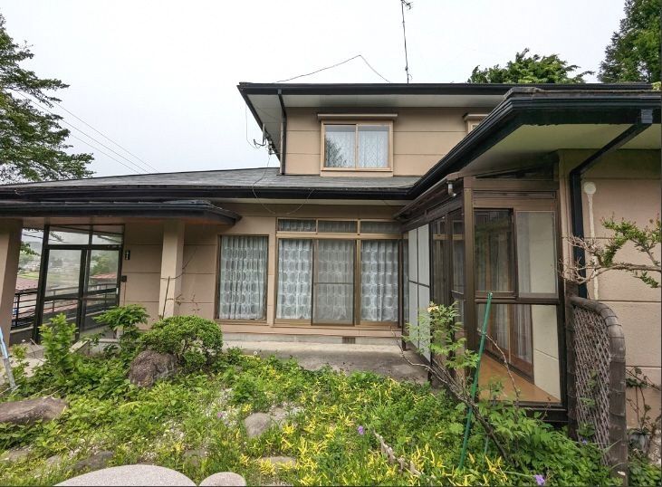6LDK Estate with Two Houses, Studio & Tea Room in Hachinohe - Thumbnail 3