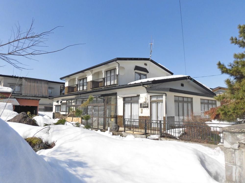 Spacious 11DK House for Sale in Odate, Akita - Thumbnail 2