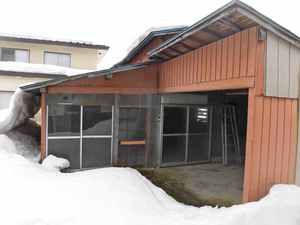 Spacious 11DK House for Sale in Odate, Akita - Thumbnail 4