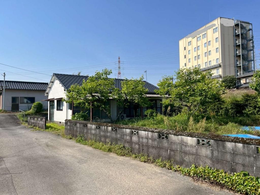 1967 3DK House with Garden Space in Uki City, Kumamoto - Thumbnail 3