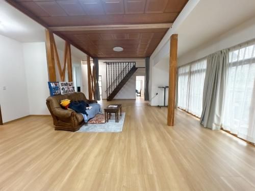 Renovated 3LDK House with Solar Power in Kofu, Yamanashi - Thumbnail 3