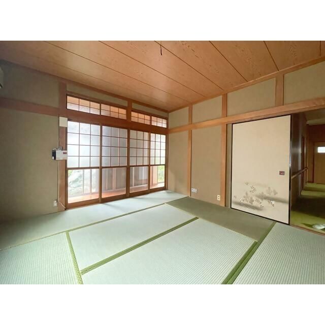 Renovated 6DK House for Sale in Nabari, Mie - Corner Lot - Thumbnail 4