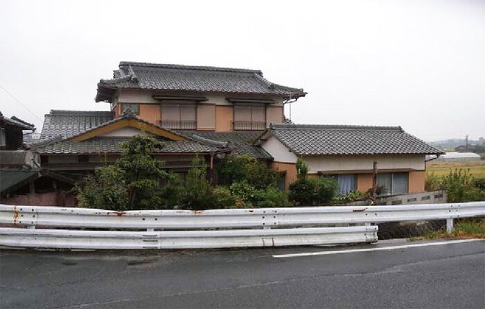 Traditional 9DK House for Rent in Miki Town, Kagawa - Thumbnail 2