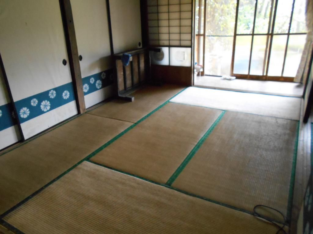 1951 3K Farmhouse with Land for Sale in Ebino, Miyazaki - Thumbnail 4