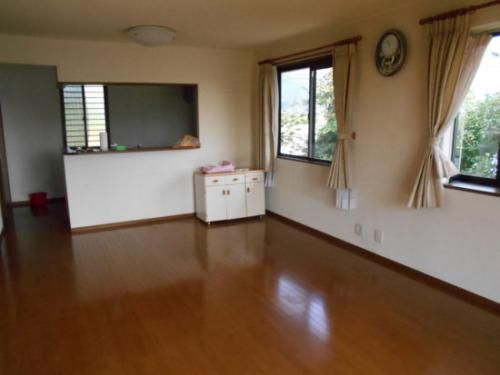 3LDK Detached House with Large Garden for Sale in Ebino City - Thumbnail 4