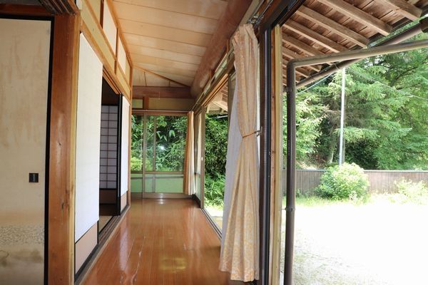 5LDK House for Sale in Okuizumo, Shimane - 723 sqm Land - Thumbnail 4