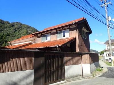 7LDK House with Large Land & Storage in Takehara, Hiroshima — Image 1, Takehara, Hiroshima