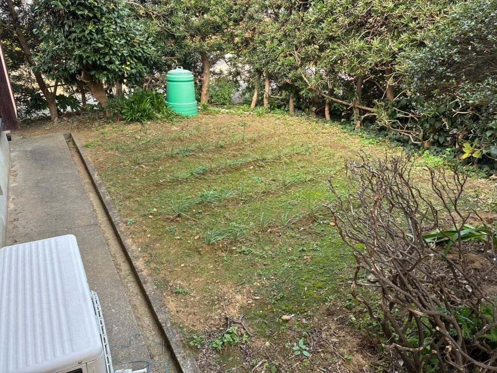 4LDK House for Sale in Izumi, Kagoshima - Large Corner Lot - Thumbnail 2