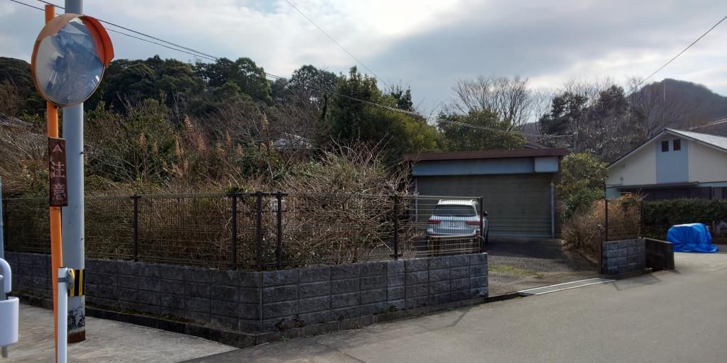 5LDK Detached House for Sale on Large Corner Lot in Koga, Fukuoka - Thumbnail 2