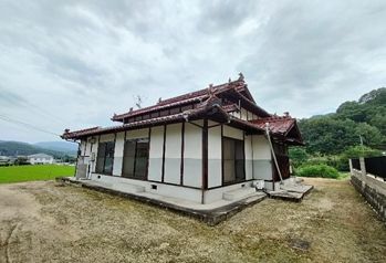 3DK Detached House for Sale in Mihara, Hiroshima Akiya Bank - Thumbnail 2