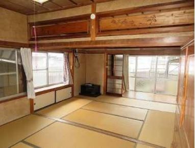 Seaside Wooden Bungalow for Sale in Usuki, Oita - Thumbnail 4