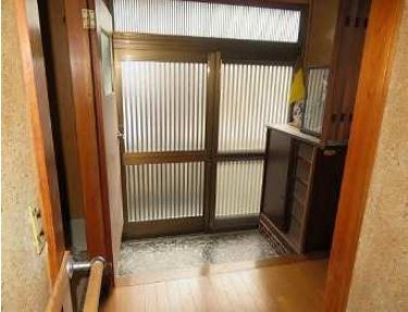 Seaside Wooden Bungalow for Sale in Usuki, Oita - Thumbnail 3