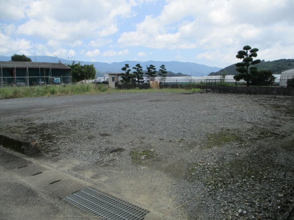 198 sqm Vacant Land for Sale in Taku City, Saga - Thumbnail 2