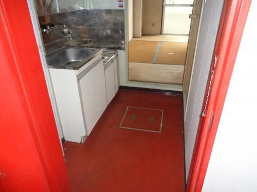 1K Apartment for Rent near Tokai University, Hadano City - Thumbnail 3