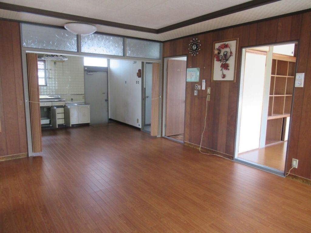 4LDK Rental House in Hofu City, Yamaguchi Prefecture - Thumbnail 3