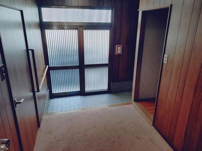 6K Wooden House for Sale in Saiki City, Oita – 87.8 sqm — Front_door, Saiki, Oita