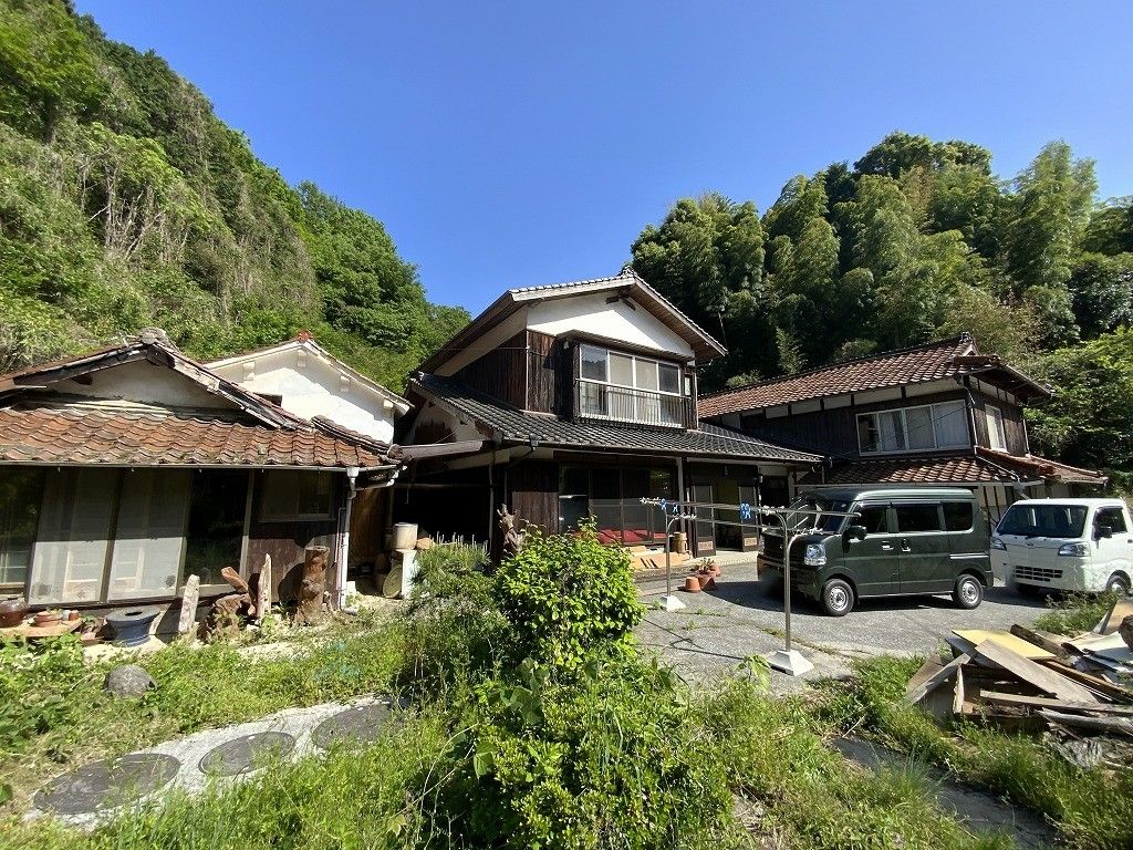 Traditional 9DK House with Land in Iwakuni, Yamaguchi - Thumbnail 2