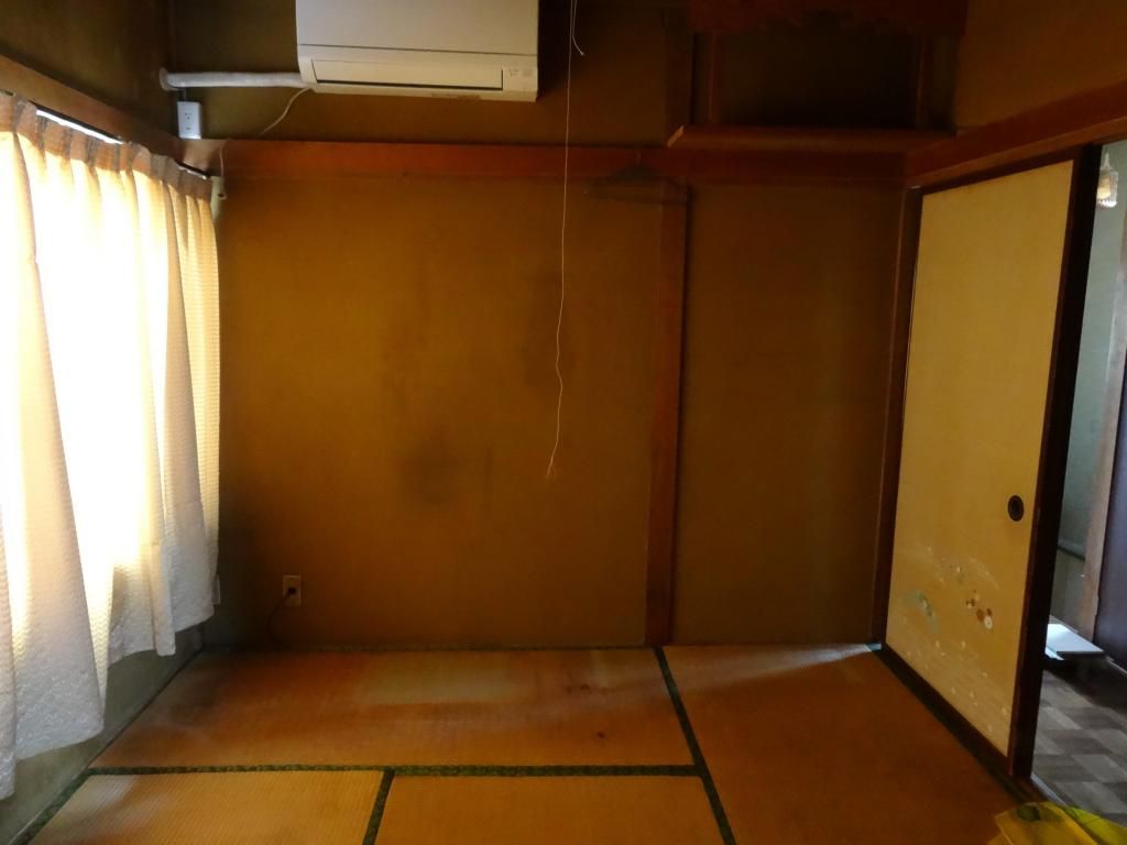 Detached House for Sale in Kofu City, Yamanashi - 115.92 sqm - Thumbnail 2