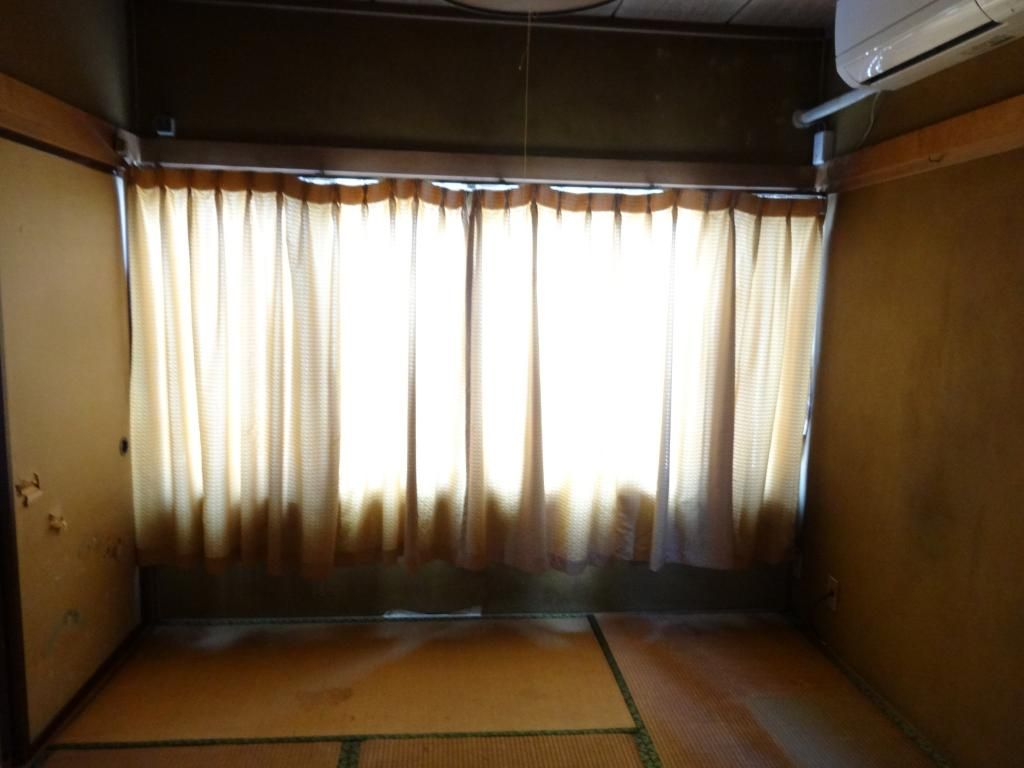 Detached House for Sale in Kofu City, Yamanashi - 115.92 sqm - Thumbnail 3