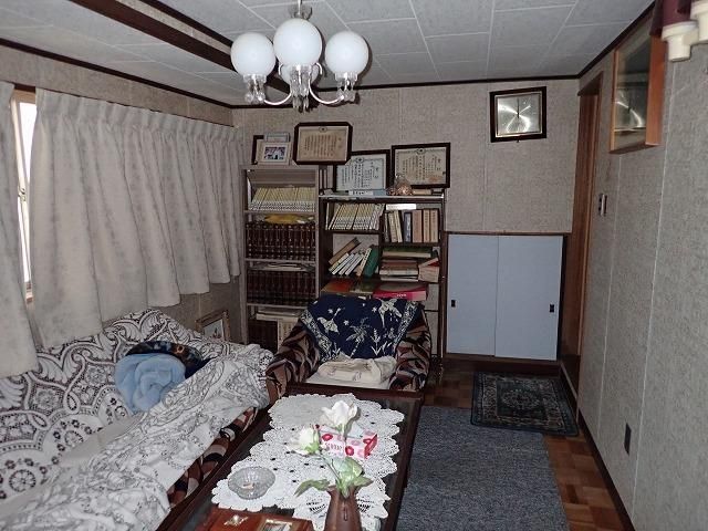 5DK Detached House for Sale in Niimi, Okayama - 322.82 sqm Land - Thumbnail 3