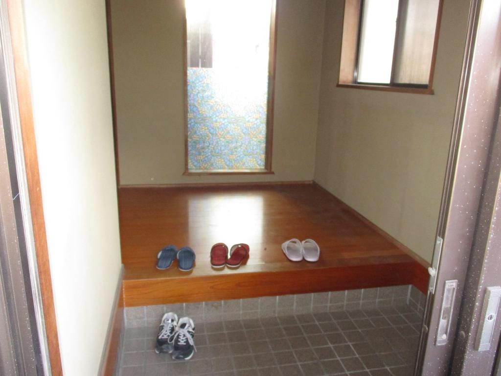 3LDK Detached House for Renovation in Kasaoka, Okayama - Thumbnail 3