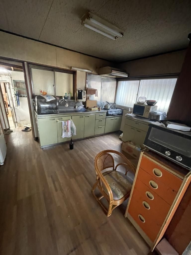 3DK Detached House for Sale in Quiet Imabari Residential Area - Thumbnail 3