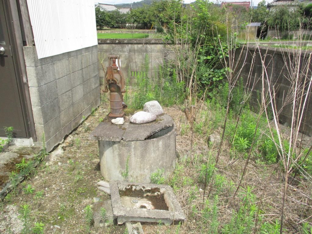 1927 Vacant House in Kasaoka, Okayama - 9DK Layout on 779sqm Land - Thumbnail 3