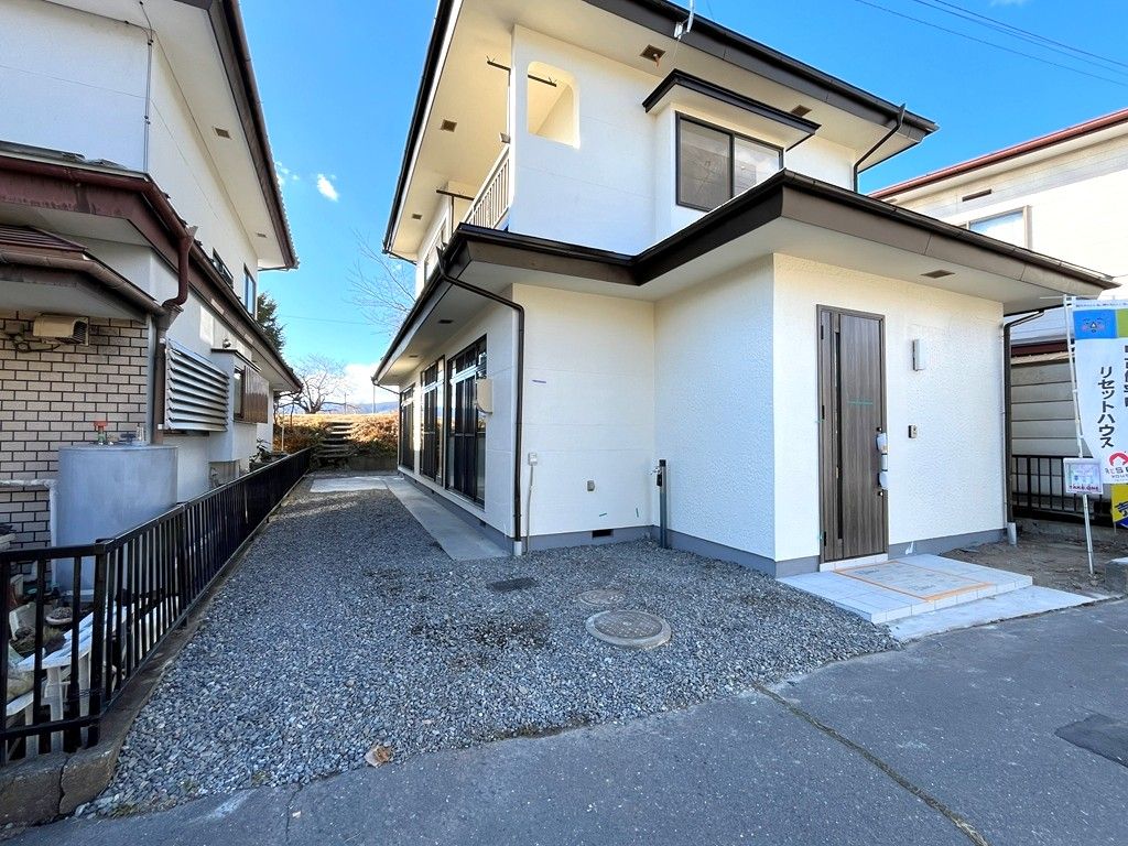 Renovated 3LDK House in Okaya, Nagano - 14.98M Yen - Thumbnail 2
