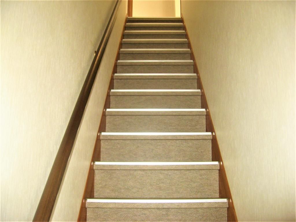 7LDK Three-Story Home with Sea Views in Uwajima Akiya Bank - Thumbnail 4