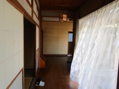 Spacious 5SDK Akiya House for Sale Near Higashi-Sanjo Station - Thumbnail 4