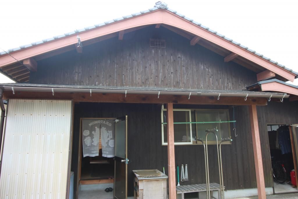 Traditional Kominka with Garden and Pond for Sale in Seiyo, Ehime - Thumbnail 2