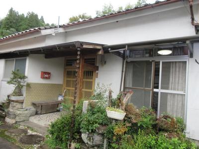 Spacious 4LDK House with Large Land in Kokonoe, Oita — Image 1, Kokonoe, Oita
