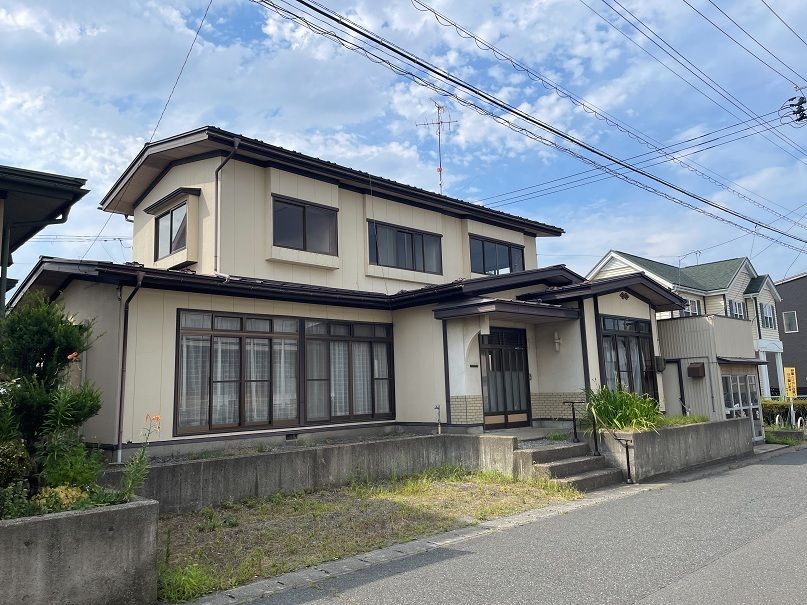 1986 6DK House in Hachinohe Minato District - 199.5sqm Land - Thumbnail 2