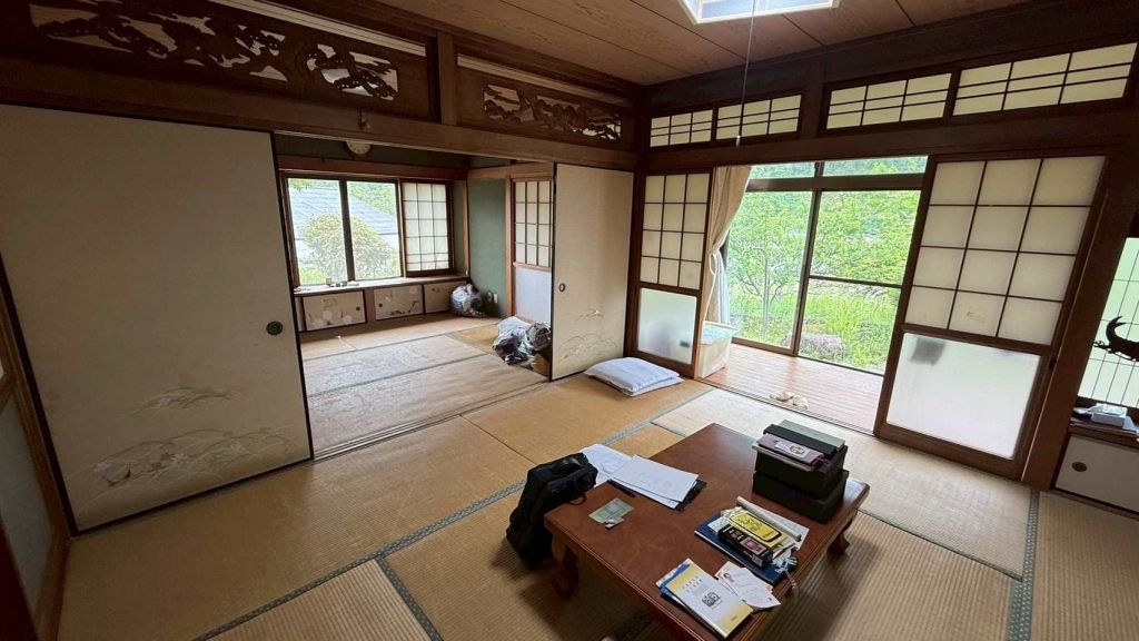 5LDK House with Mountain View on Large 2357㎡ Land in Hyuga - Thumbnail 4