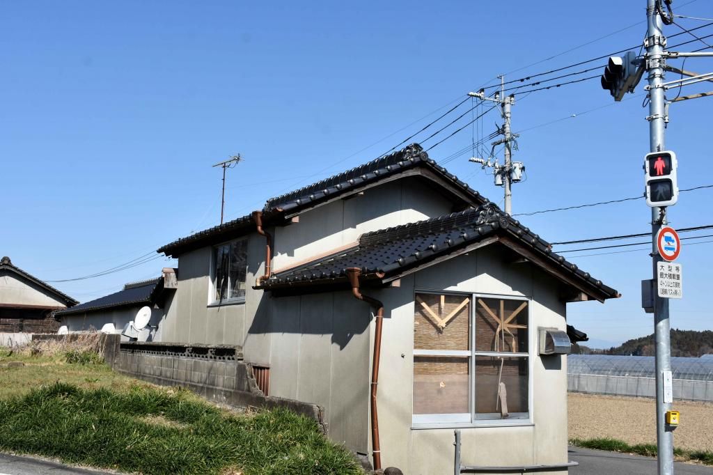 Used Detached House for Sale in Uki City, Kumamoto - 166.32 sqm - Thumbnail 2