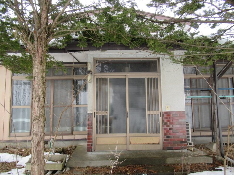 Spacious 6DK House for Renovation in Sannohe, Aomori - Thumbnail 3