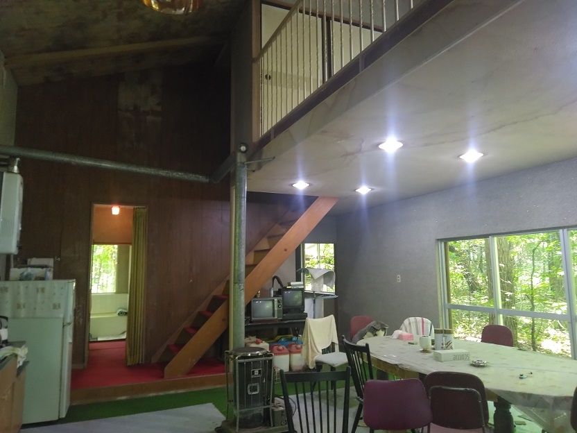 1973 3LDK House on 614 sqm Corner Lot in Tsumagoi Village - Thumbnail 3