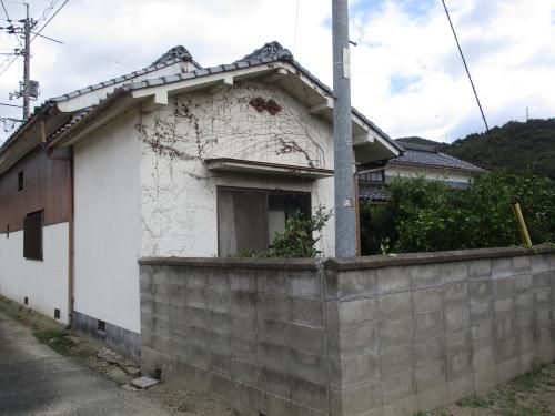 7K Vacant House with Large Garden in Kasaoka, Okayama - Akiya Bank - Thumbnail 2