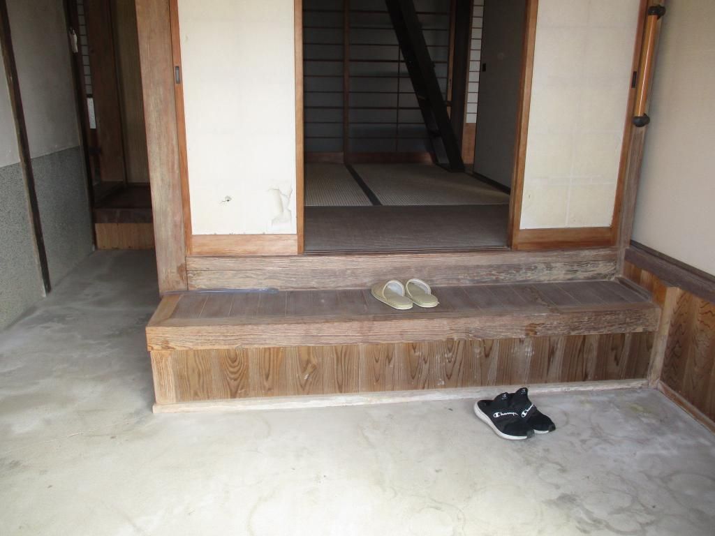 7K Vacant House with Large Garden in Kasaoka, Okayama - Akiya Bank - Thumbnail 4