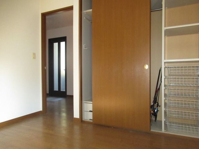 6LDK Two-Generation House for Sale in Toyokawa, Aichi - Thumbnail 4