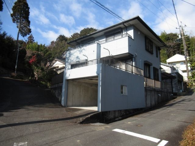 6LDK Two-Generation House for Sale in Toyokawa, Aichi - Thumbnail 2