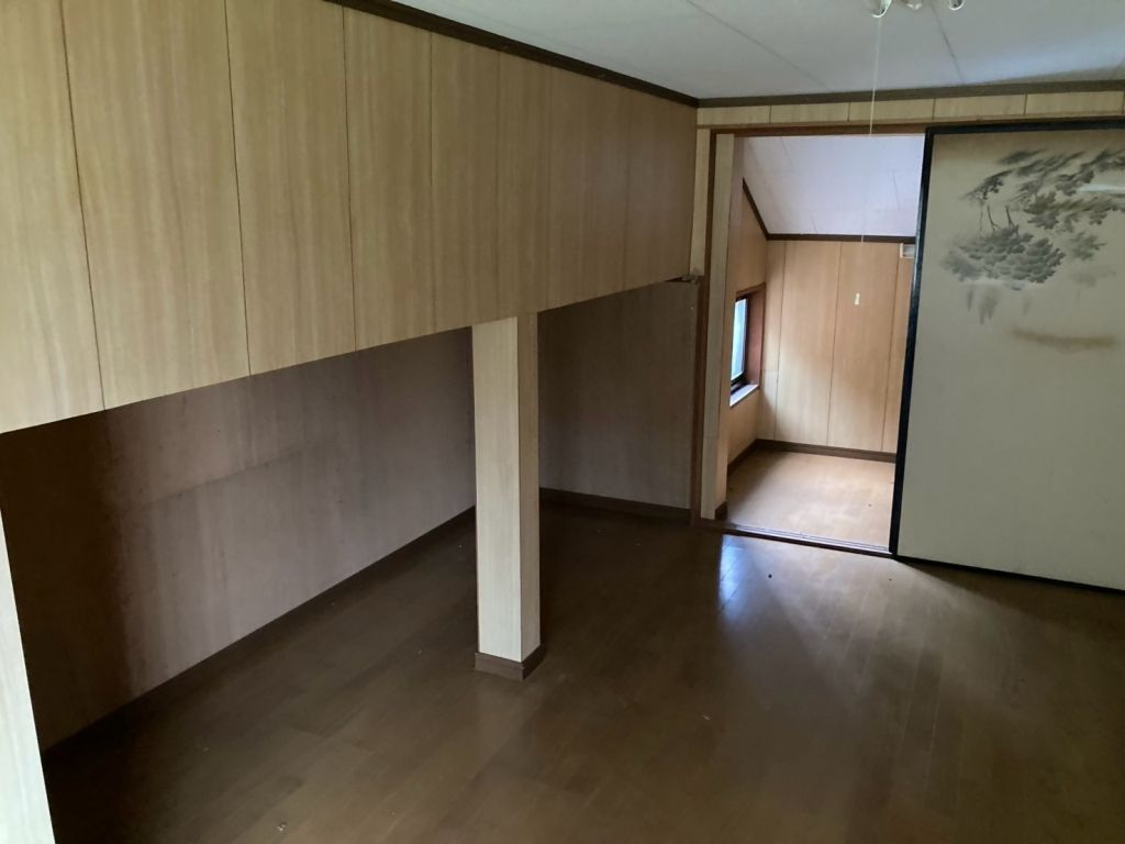 Historic 1943 house in Minamikyushu with 186.6 sqm land - Thumbnail 4