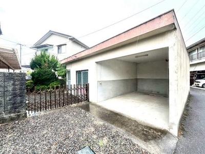 Spacious 6DK House in Saijo City with Garden — Image 1, Saijo, Ehime